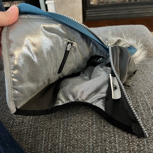 Puppy winter jacket - Picture 7 of 11